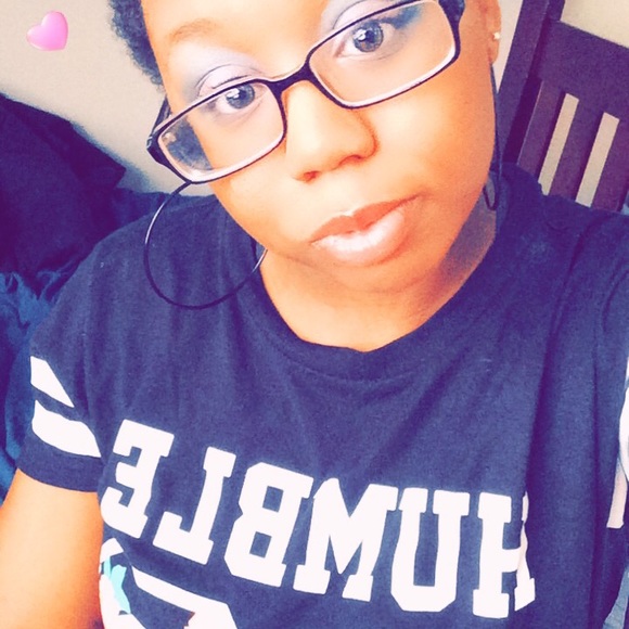 Meet your Posher, Lenee - Picture 4 of 5